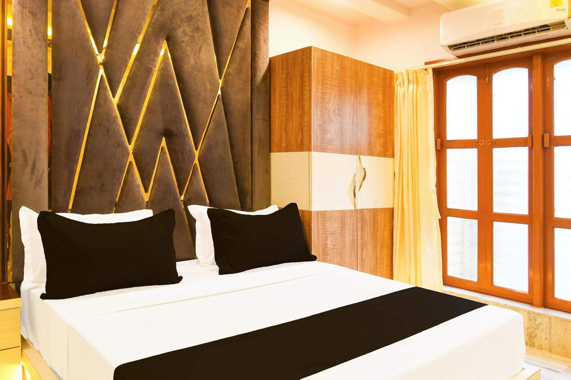 Super Hotel O Haven Inn Calcutta Buitenkant foto