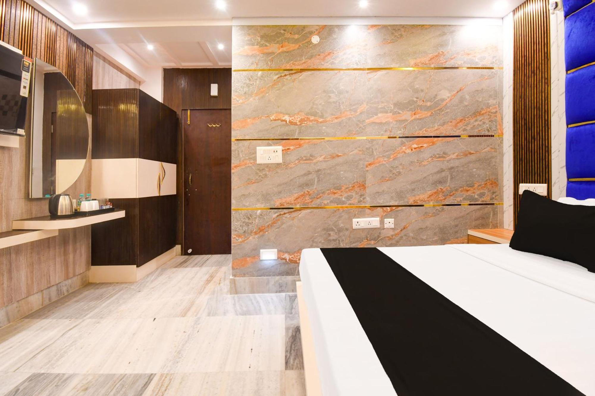 Super Hotel O Haven Inn Calcutta Buitenkant foto